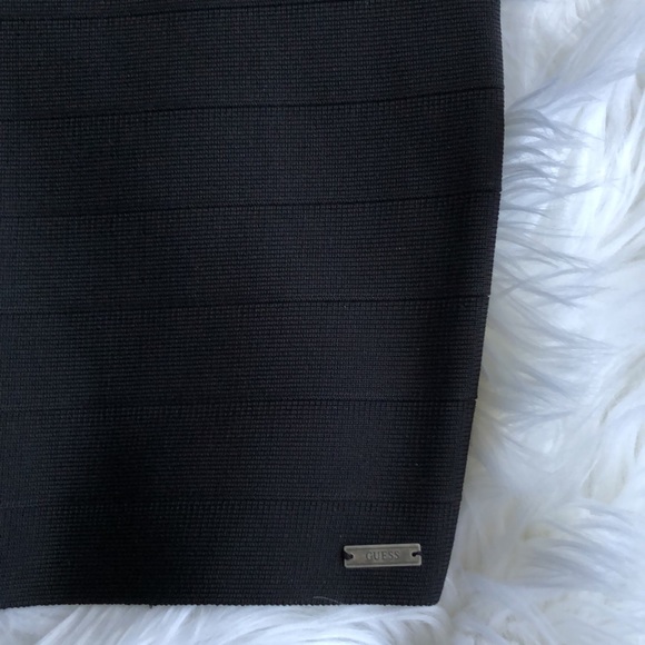 Guess - Picture 3 of 5